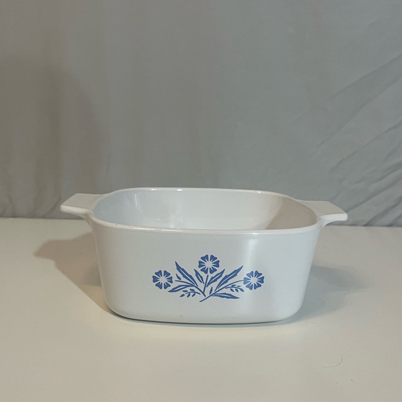 Other - Vintage 1980’s CorningWare Corn Flower Baking Dish 1 3/4 QT.